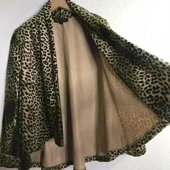 Connected Apparel Women’s Leopard Open Front Drape Cardigan Size Small - Picture 2 of 10